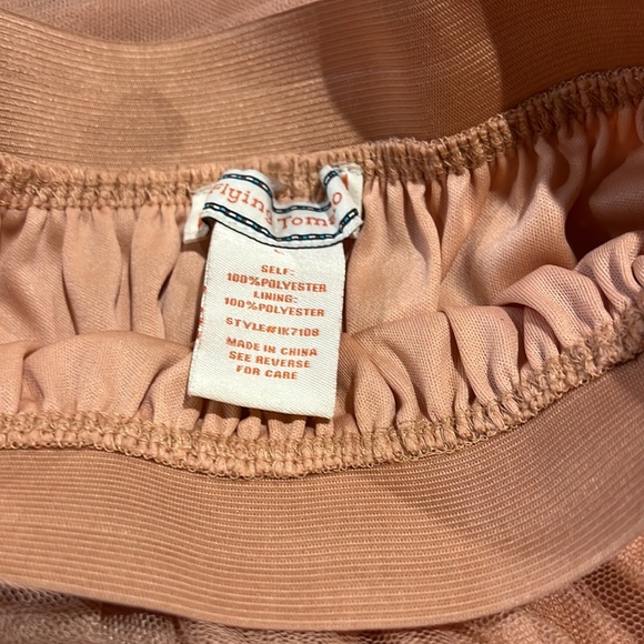 Peach tulle skirt - Picture 3 of 3